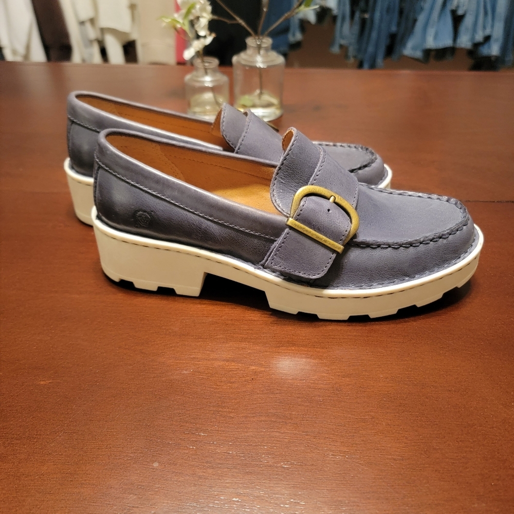 Born Leather Loafers Size 7